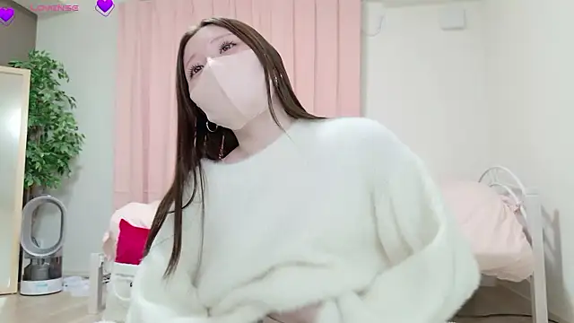 Snapshot of MARIAo0 chatting on December 20, 10:11 am MARIAo0 online show from December 20, 10:11 am