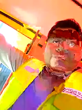 Snapshot of zeta29 chatting on October 26, 6:36 pm zeta29 online show from October 26, 6:36 pm