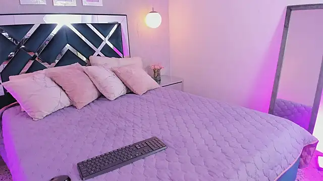 ibella7 online show from January 17, 7:39 pm