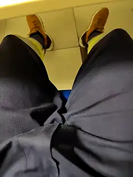 Snapshot of coppiapazza chatting on January 11, 9:25 pm coppiapazza online show from January 11, 9:25 pm