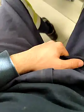 Snapshot of coppiapazza chatting on January 19, 8:18 am coppiapazza online show from January 19, 8:18 am