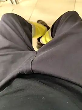 Snapshot of coppiapazza chatting on March 19, 6:03 am coppiapazza online show from March 19, 6:03 am