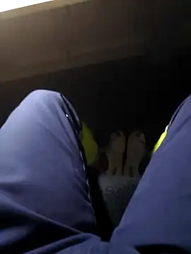 Snapshot of coppiapazza chatting on September 21, 12:01 am coppiapazza online show from September 21, 12:01 am