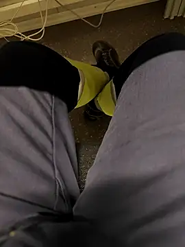 Snapshot of coppiapazza chatting on December 19, 10:17 pm coppiapazza online show from December 19, 10:17 pm