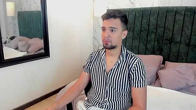 Edward max online show from January 31, 3:30 am