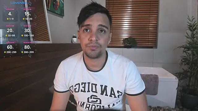 Edward max online show from October 18, 10:21 pm