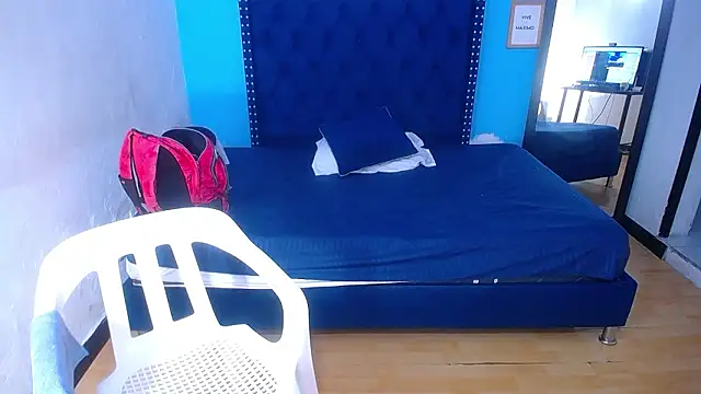 kinky redhead18 online show from February 7, 2:10 pm