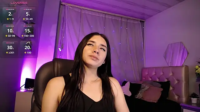 Kylie golden online show from October 2, 2:02 pm