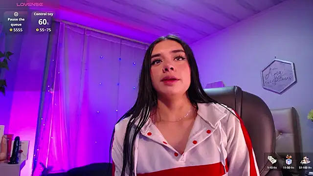Kylie golden online show from October 16, 11:33 am