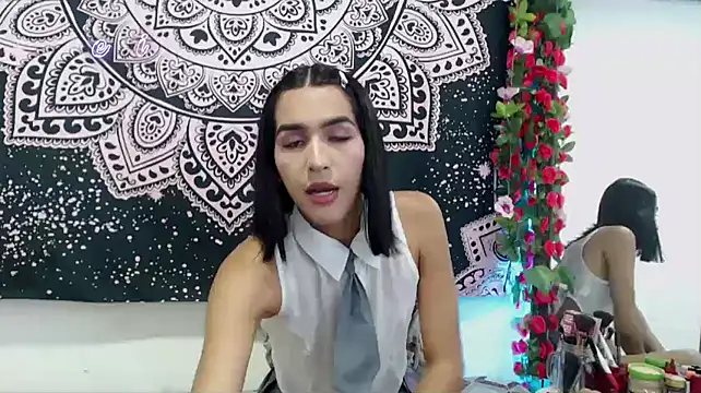 liissa 0 online show from July 1, 9:03 pm