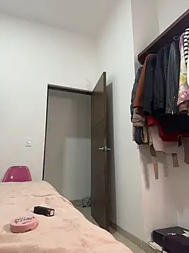 Snapshot of diosagriega_1 chatting on November 6, 12:33 am diosagriega 1 online show from November 6, 12:33 am