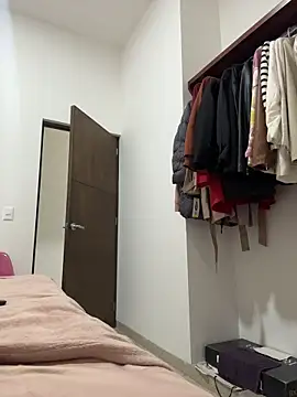 Snapshot of diosagriega_1 chatting on November 27, 1:29 am diosagriega 1 online show from November 27, 1:29 am