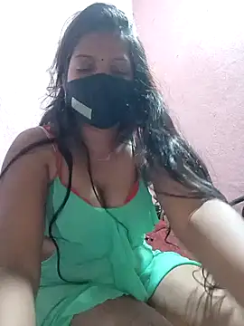 queensenorita online show from March 12, 7:06 pm