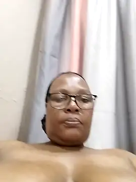 Snapshot of Swatilady chatting on December 16, 7:19 pm Swatilady online show from December 16, 7:19 pm