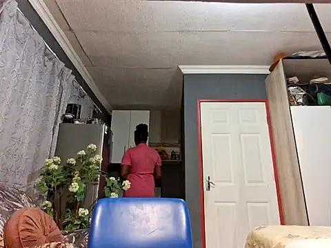 EbonyRose9 online show from January 25, 6:35 pm