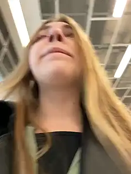 Sunny   Bunny online show from November 4, 1:10 pm