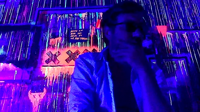 3615 ULLA online show from May 7, 1:22 am