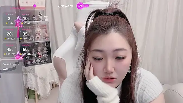 Snapshot of Stars_Elyn chatting on January 22, 1:11 pm Stars Elyn online show from January 22, 1:11 pm