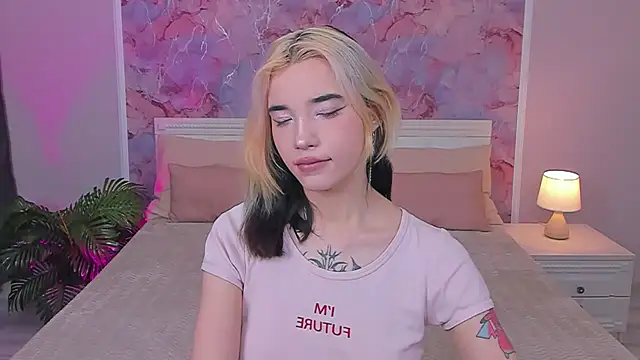 as1an girlfriend online show from January 11, 3:23 am