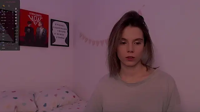  ni kiss online show from January 10, 8:48 pm