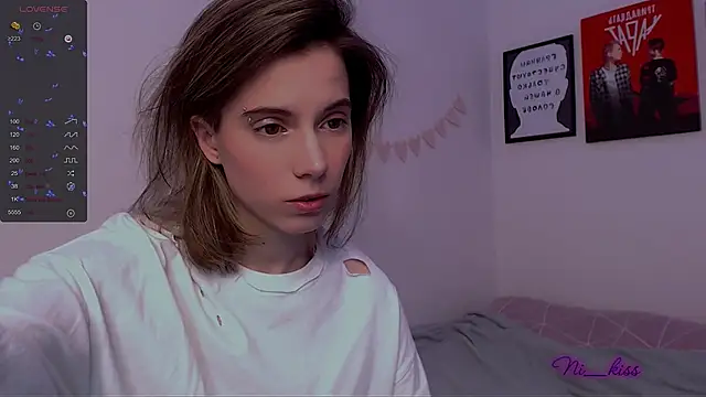  ni kiss online show from March 12, 5:07 pm