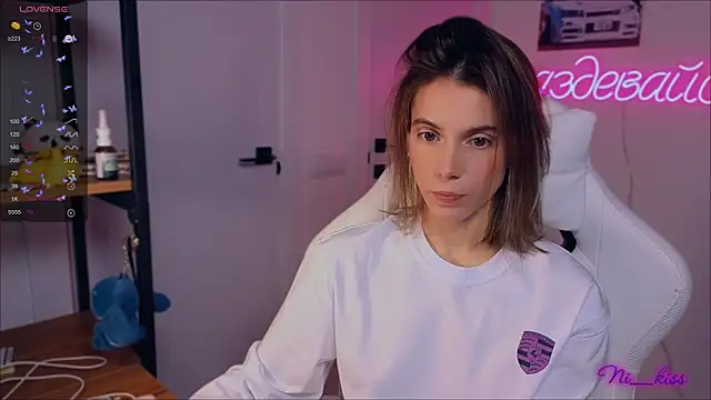  ni kiss online show from September 19, 7:03 pm