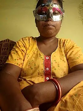Snapshot of tinabhabhi chatting on June 30, 10:16 am tinabhabhi online show from June 30, 10:16 am