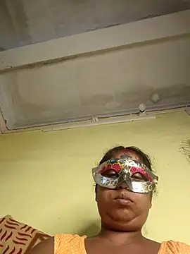 Snapshot of tinabhabhi chatting on July 24, 10:13 am tinabhabhi online show from July 24, 10:13 am