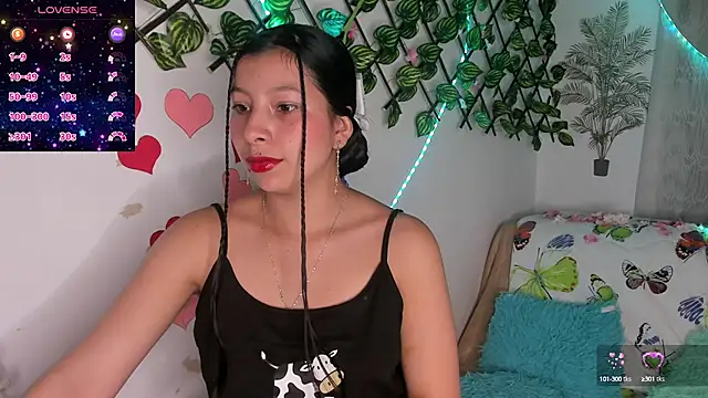 Snapshot of keyla_meow chatting on March 3, 7:17 pm keyla meow online show from March 3, 7:17 pm