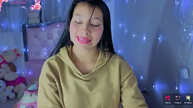 Snapshot of keyla_meow chatting on October 5, 3:38 am keyla meow online show from October 5, 3:38 am