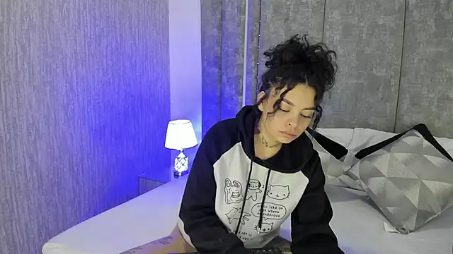 Snapshot of KatherineGomez chatting on October 11, 2:22 am KatherineGomez online show from October 11, 2:22 am