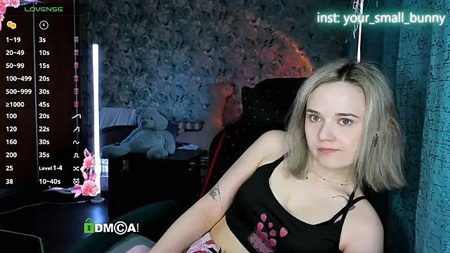 Snapshot of Your_small_bunny chatting on June 5, 2:07 am Your small bunny online show from June 5, 2:07 am
