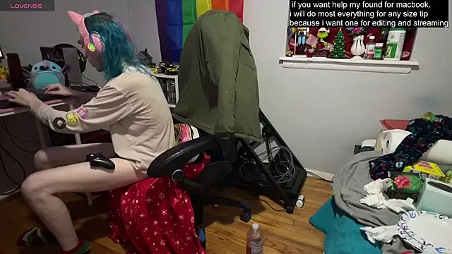 tallnerdyguy online show from March 10, 4:17 am