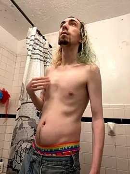 Snapshot of tallnerdyguy chatting on November 25, 11:38 pm tallnerdyguy online show from November 25, 11:38 pm