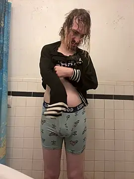 tallnerdyguy online show from April 24, 11:07 pm