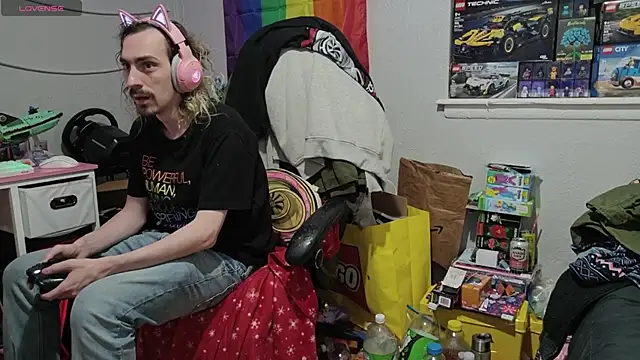 tallnerdyguy online show from April 28, 1:26 am