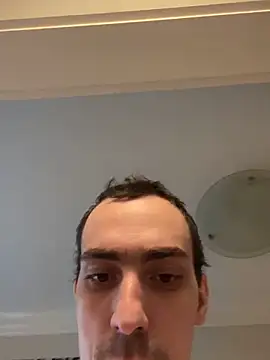 Snapshot of tallnerdyguy chatting on May 24, 4:23 pm tallnerdyguy online show from May 24, 4:23 pm