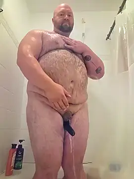 Snapshot of Strong_Bear89 chatting on February 9, 4:07 pm Strong Bear89 online show from February 9, 4:07 pm