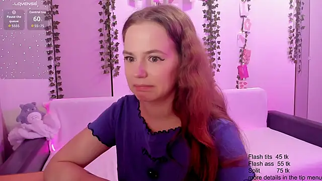 Snapshot of Fox_Lisa chatting on June 22, 7:33 pm Fox Lisa online show from June 22, 7:33 pm