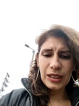 Alysson-- online show from February 14, 4:09 pm