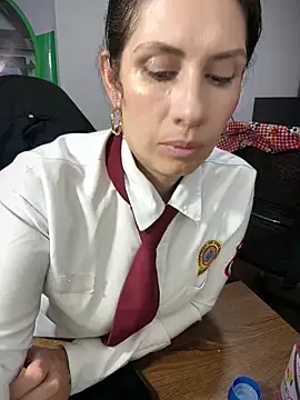 Alysson-- online show from June 16, 1:36 pm