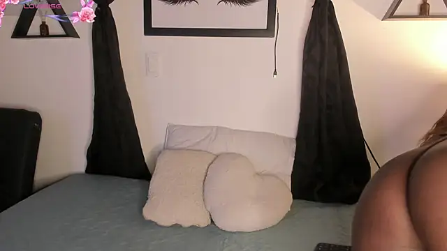 Khenta Michells online show from February 10, 10:41 am