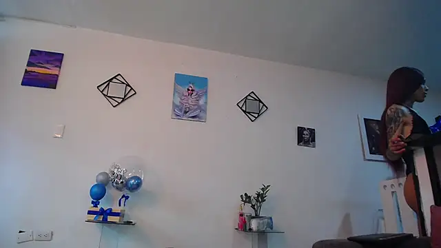 vixenxqueens online show from September 12, 8:31 pm