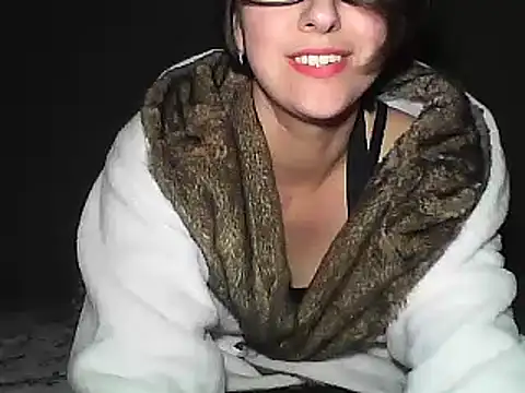 Snapshot of MsPink_Flamingtoes544 chatting on March 5, 2:12 pm MsPink Flamingtoes544 online show from March 5, 2:12 pm