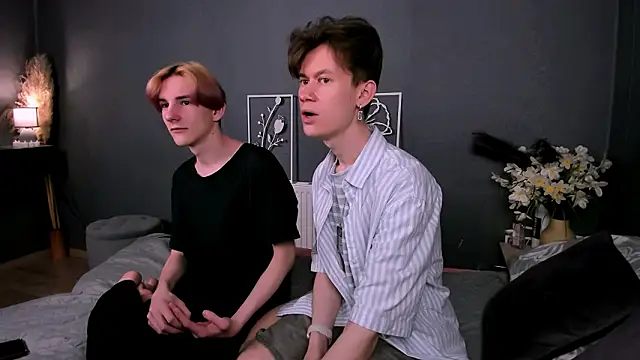 AndrewwCarter2 online show from February 21, 7:26 pm