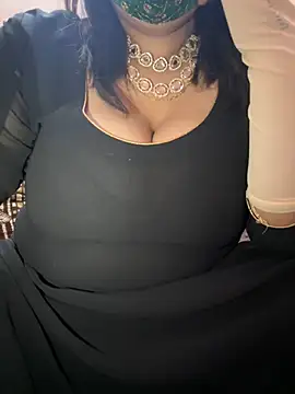 Snapshot of SnehaRai chatting on February 21, 2:27 pm SnehaRai online show from February 21, 2:27 pm