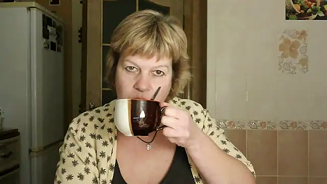 Snapshot of Ettie_Tonia chatting on February 14, 4:41 pm Ettie Tonia online show from February 14, 4:41 pm