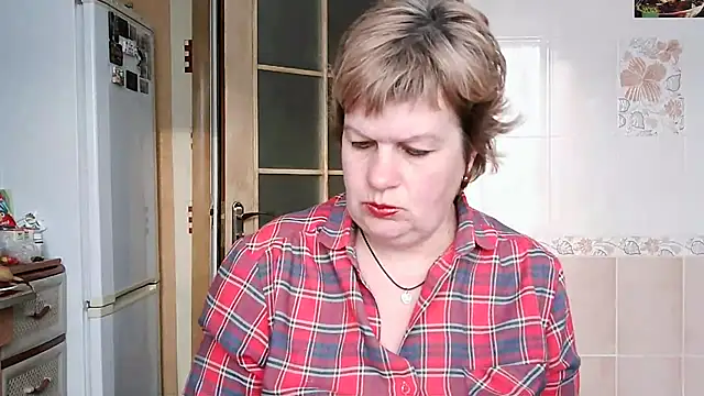 Snapshot of Ettie_Tonia chatting on March 1, 2:02 pm Ettie Tonia online show from March 1, 2:02 pm