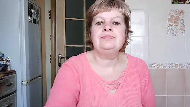 Snapshot of Ettie_Tonia chatting on March 5, 7:16 am Ettie Tonia online show from March 5, 7:16 am
