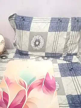 Snapshot of Dr_Kamsutra chatting on November 5, 6:41 pm Dr Kamsutra online show from November 5, 6:41 pm